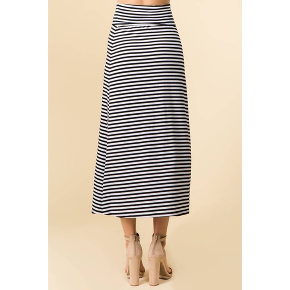 Basic Stripe Casual Maxi Skirt - Picture 6 of 6
